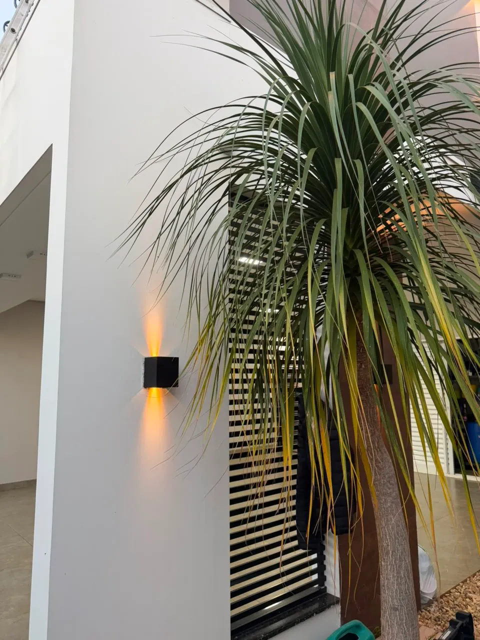 Instalação de iluminação externa